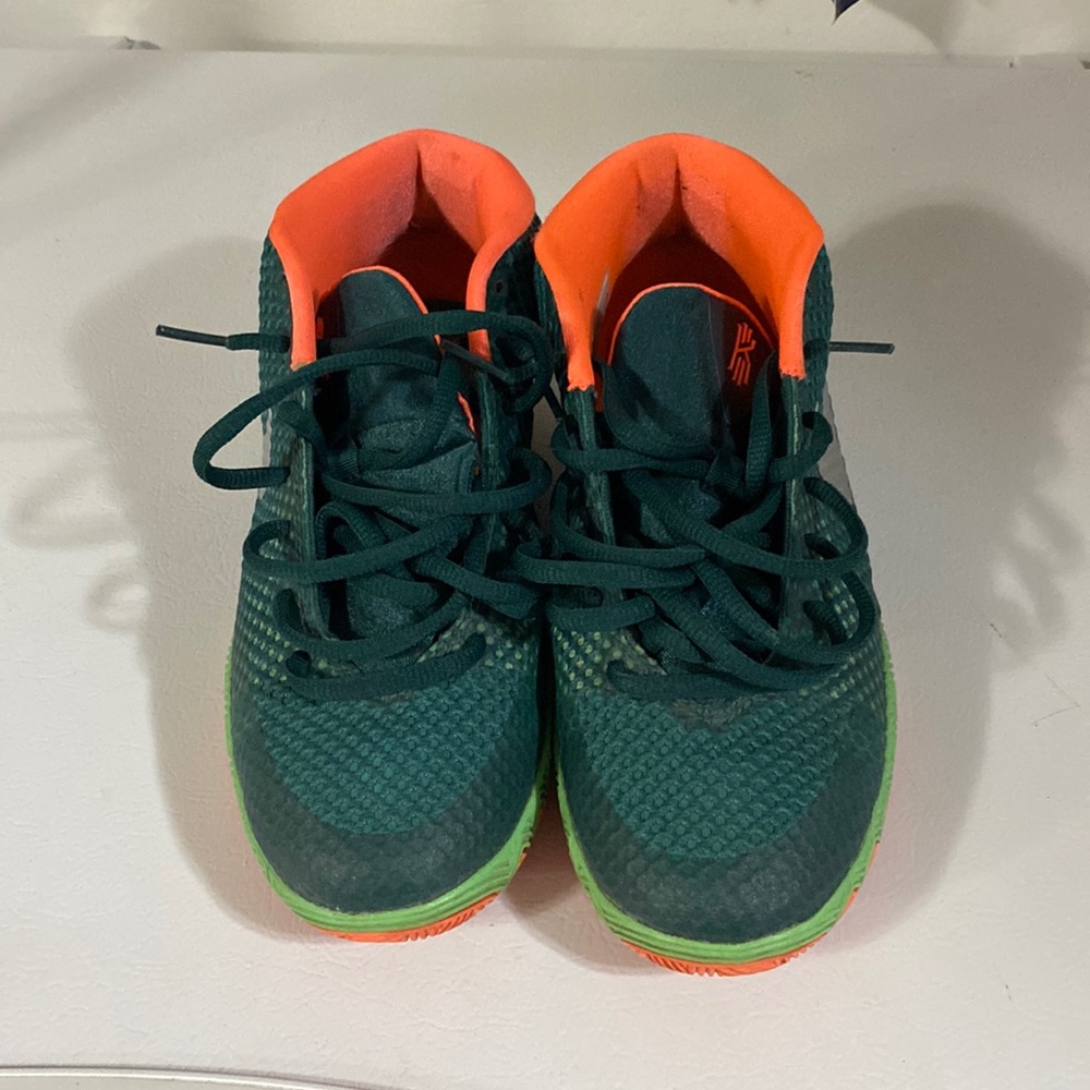 nike kyrie irving